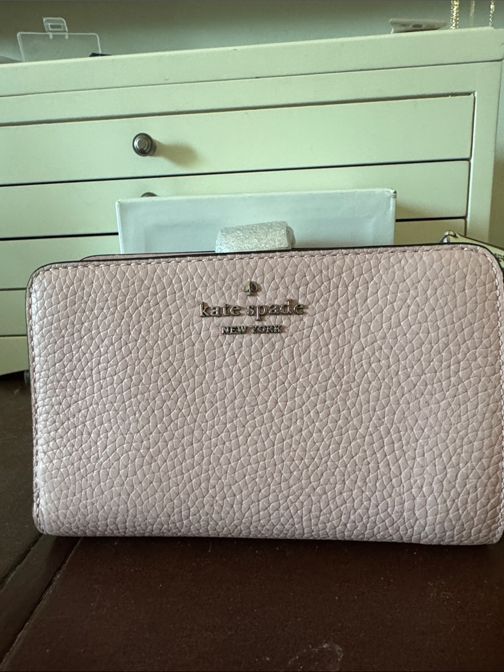 kate spade Pebbled Leather Zip Wallet - Pale Pink
